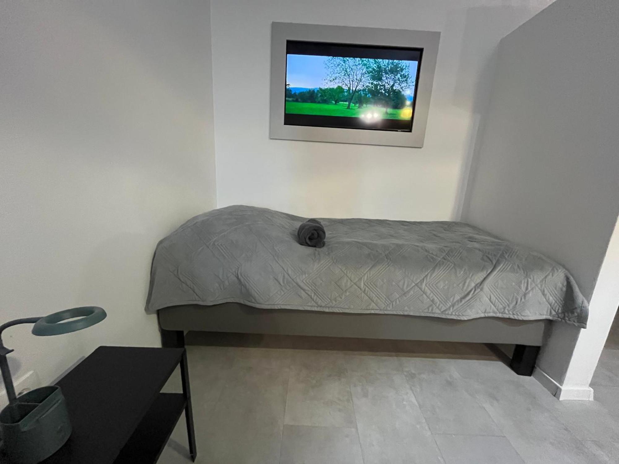 Deluxe Apartment Trencin Exterior foto